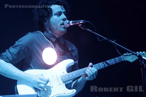 METRONOMY - 2010-12-09 - PARIS - Bercy - 